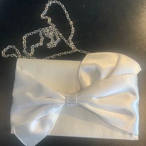 White wedding purse (clutch